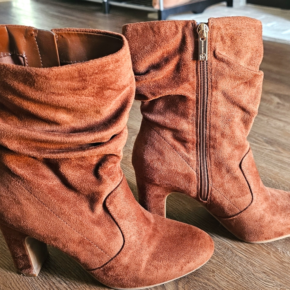 Jessica Simpson Size 8 mid-calf boot